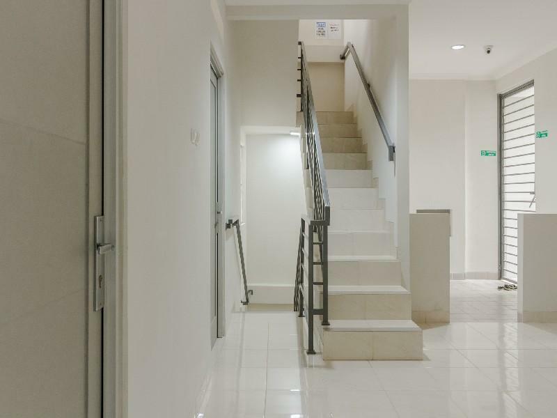 Reddoorz @ Cipete Raya Hotell Jakarta Eksteriør bilde