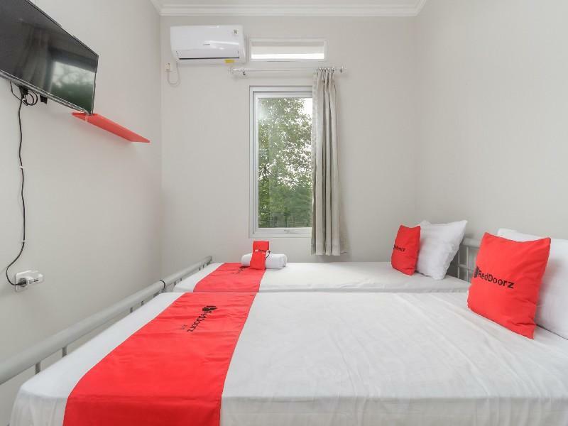 Reddoorz @ Cipete Raya Hotell Jakarta Eksteriør bilde